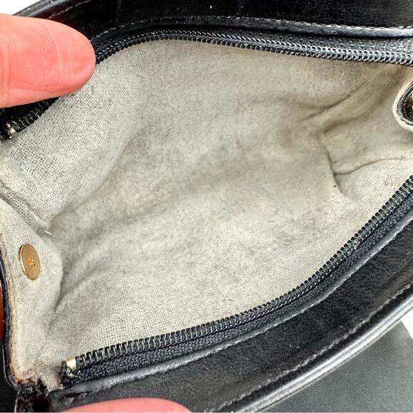 CHANEL Black leather mini pouch crossbody or bum bag - Picture 9 of 12